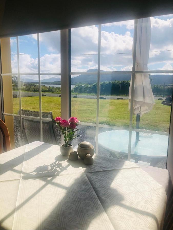 Murrayville B&B Achill Sound エクステリア 写真